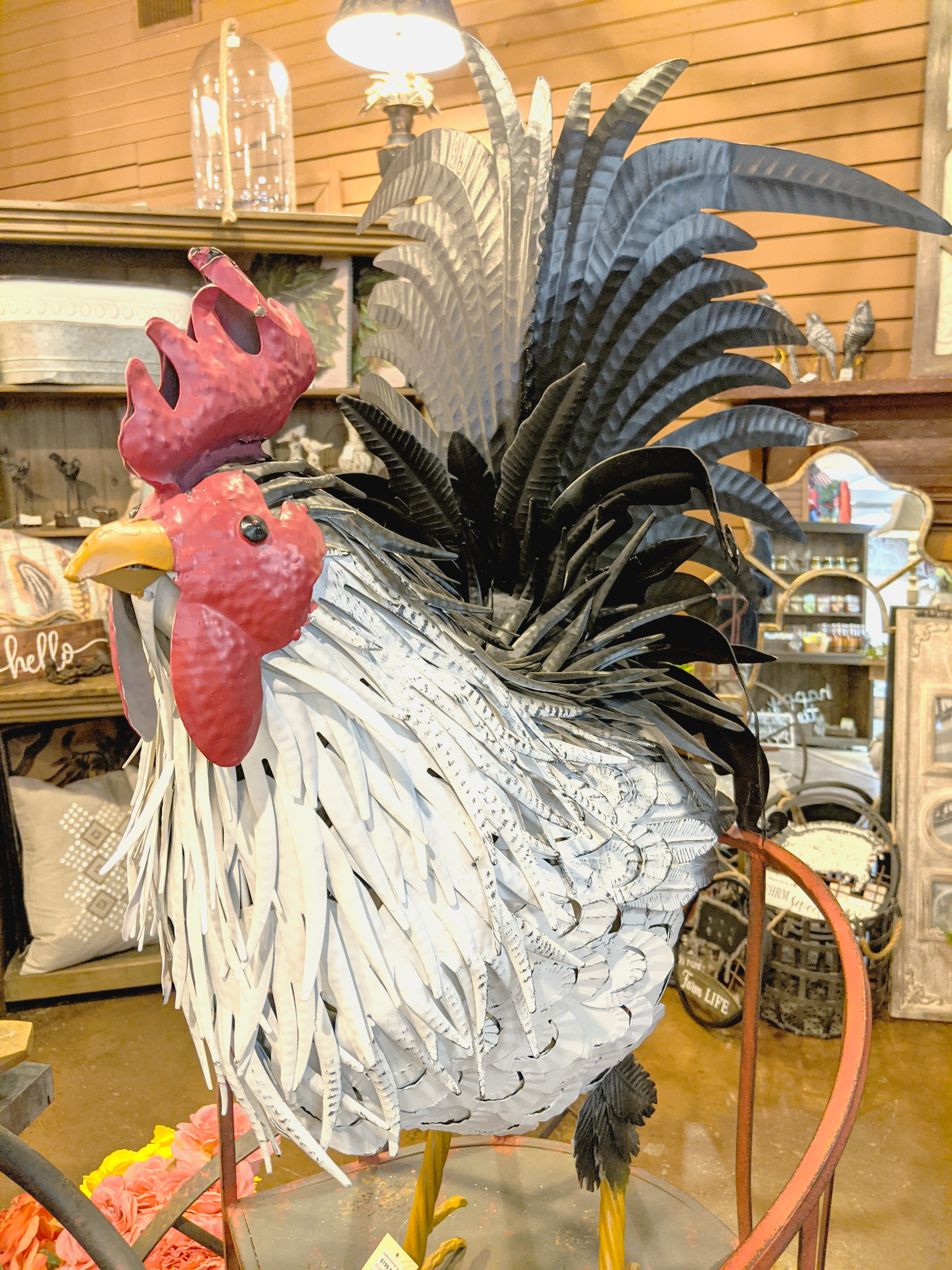 Rooster statue in Lauderdale County Farm Supply.